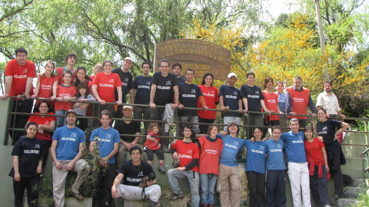 Voluntarios de Nueva Acrópolis en Ribera Norte